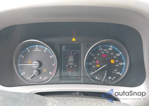 2017 Toyota Rav4 Xle z USA, uszkodzony, nr VIN 2T3RFREV8HW646845